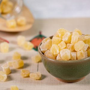 Dried candied pineapple
