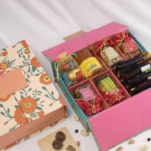 August Hamper